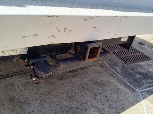 Used 2019 Ford F350 XL w/ Power Equipment Group image 5