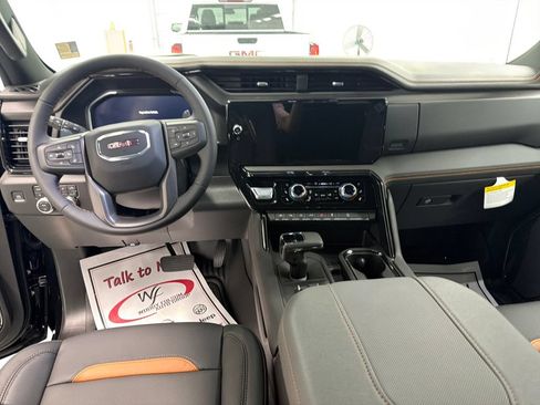 New 2026 GMC Sierra 1500 AT4 w/ Technology Package AWD/4WD image 13