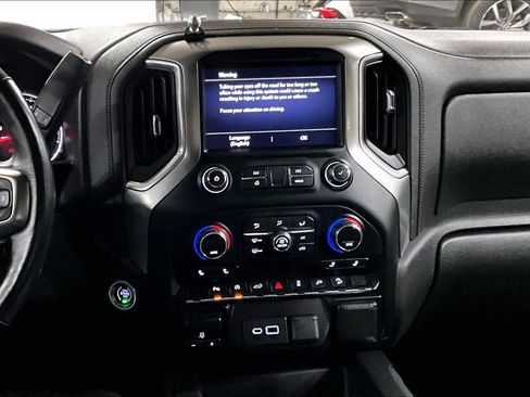 Used 2019 Chevrolet Silverado 1500 LT Trail Boss image 6