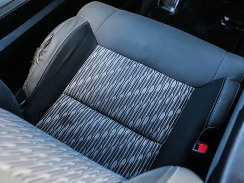 Used 2018 Toyota Tundra SR5 AWD/4WD image 28