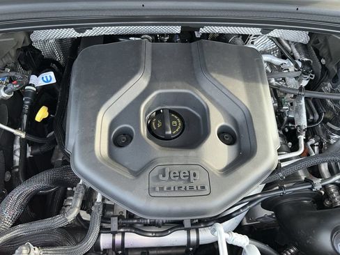 New 2024 Jeep Grand Cherokee Overland w/ Advanced Protech Group III AWD/4WD image 23