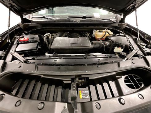 Used 2022 Chevrolet Tahoe Z71 w/ Luxury Package image 31