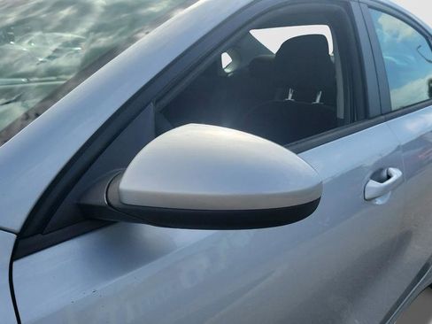 Used 2021 Kia Forte LXS image 11