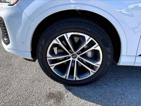 New 2026 Audi Q7 2.0T Premium image 13