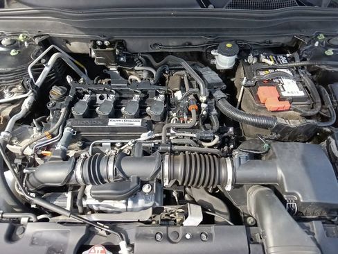 Used 2019 Honda Accord LX image 32