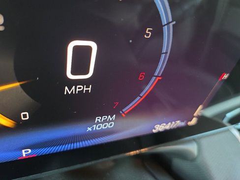 Used 2024 Chevrolet TrailBlazer LT image 2