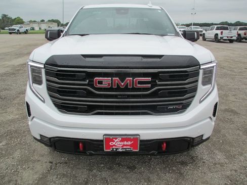 New 2026 GMC Sierra 1500 AT4 w/ AT4 Premium Package AWD/4WD image 13