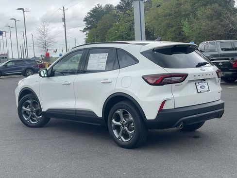 Certified 2025 Ford Escape ST-Line AWD/4WD image 5
