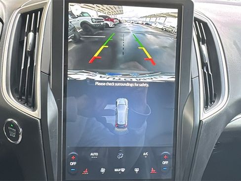 Certified 2022 Ford Edge SEL image 16
