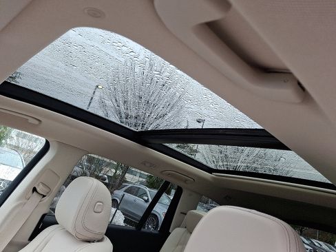 Certified 2024 Mercedes-Benz GLS 450 4MATIC image 14