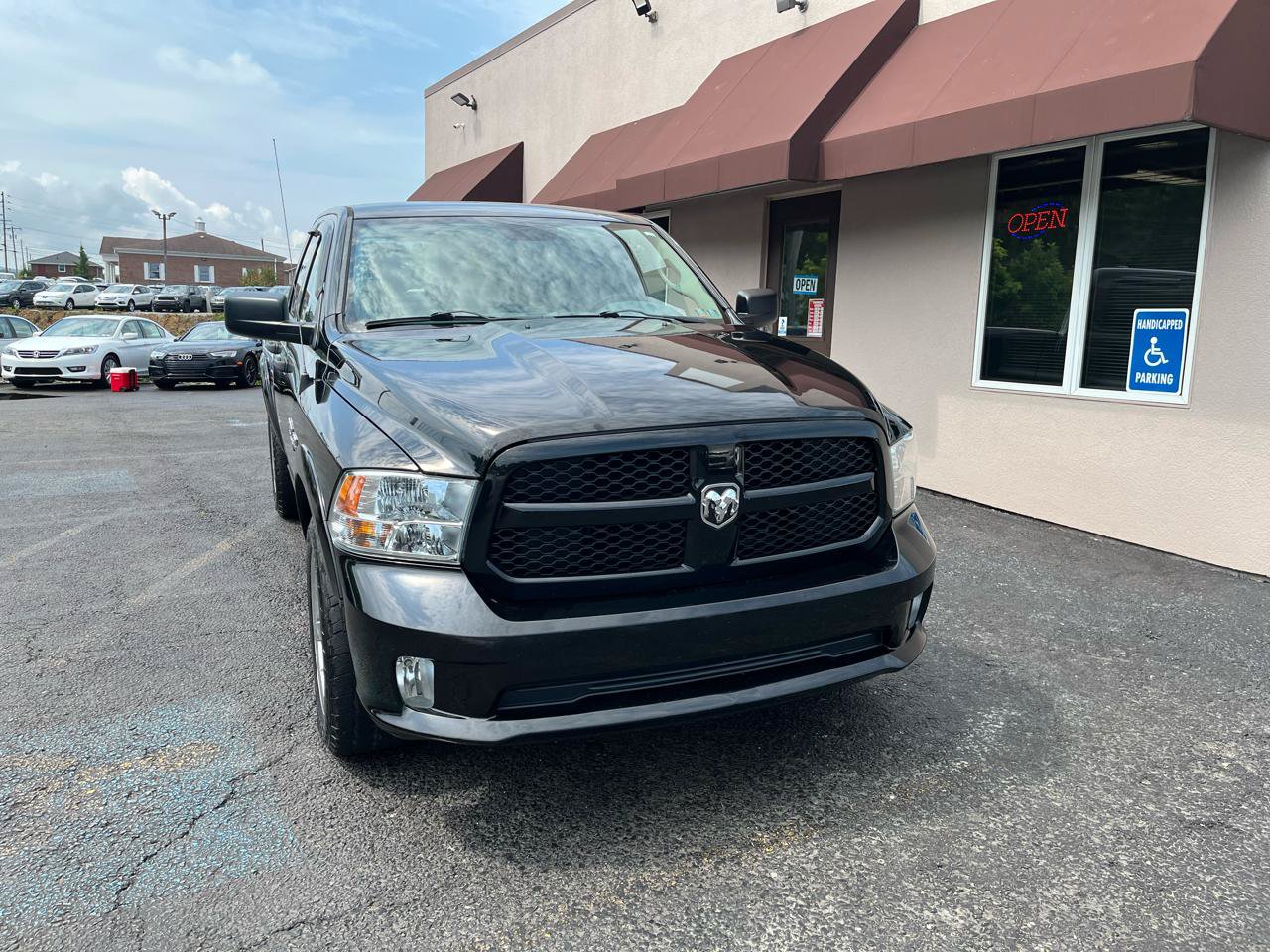 Used 2014 RAM 1500 Express AWD/4WD image 2
