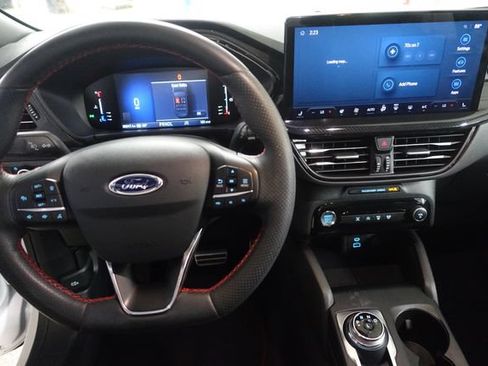 Used 2023 Ford Escape ST-Line w/ Tech Pack #1 AWD/4WD image 12