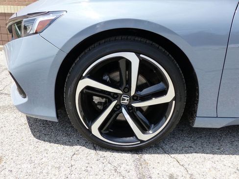 Used 2022 Honda Accord Sport image 16