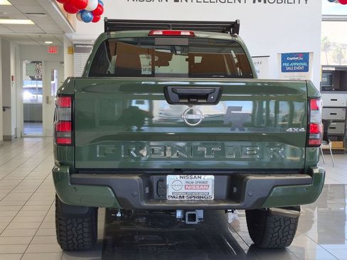Used 2025 Nissan Frontier SV w/ SV Convenience Package AWD/4WD image 6