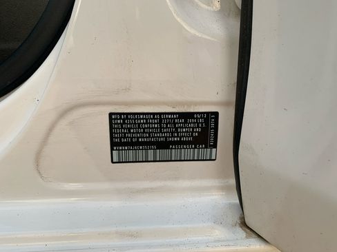 Used 2012 Volkswagen Golf TDI image 22