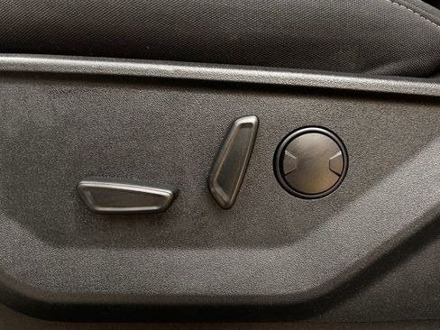 Used 2022 Ford F150 XLT w/ Equipment Group 302A High image 31