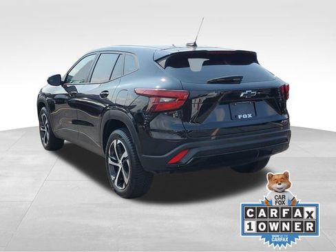 Certified 2024 Chevrolet Trax RS w/ Driver Confidence Package FWD image 3