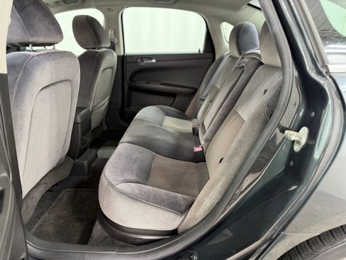 Used 2013 Chevrolet Impala LT w/ LT Sunroof Package image 33