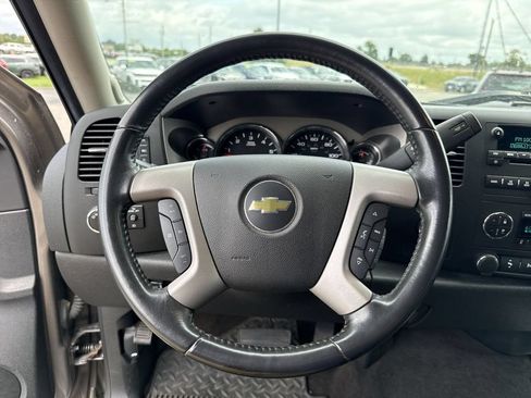 Used 2013 Chevrolet Silverado 2500 LT w/ Interior Plus Package AWD/4WD image 15
