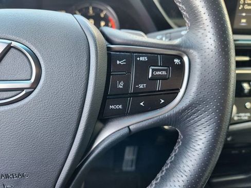 Used 2022 Lexus ES 350 F Sport w/ Accessory Package 2 image 31