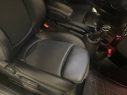 Used 2015 MINI Cooper S image 9