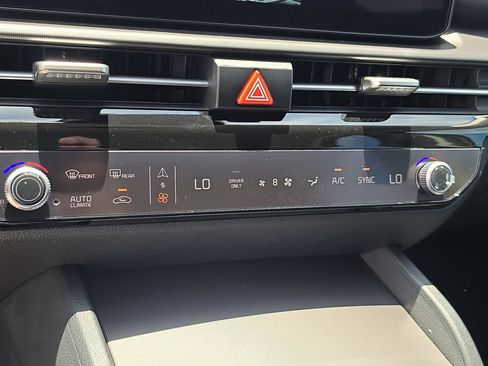 New 2027 Kia Sportage EX FWD image 25
