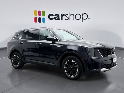 Used 2025 Kia Sorento S w/ Panoramic Sunroof Package image 7