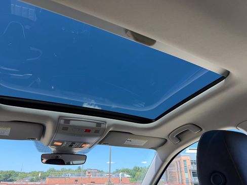 Used 2023 Volkswagen Jetta SE w/ Panoramic Sunroof Package FWD image 13