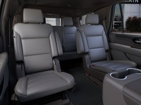 New 2026 GMC Yukon Elevation w/ Elevation Premium Package AWD/4WD image 17