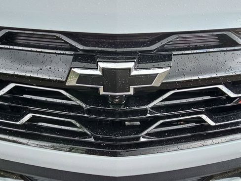 New 2026 Chevrolet Equinox RS w/ Safety and Technology Package FWD image 34