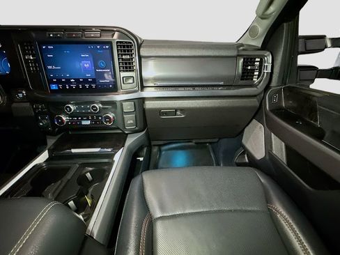 Certified 2024 Ford F250 Lariat AWD/4WD image 30