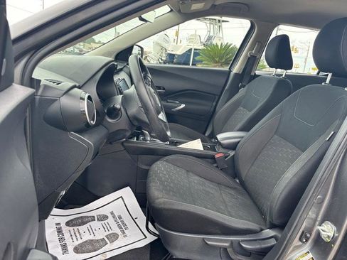 Used 2024 Nissan Kicks SV w/ Interior Electronics Package FWD image 13
