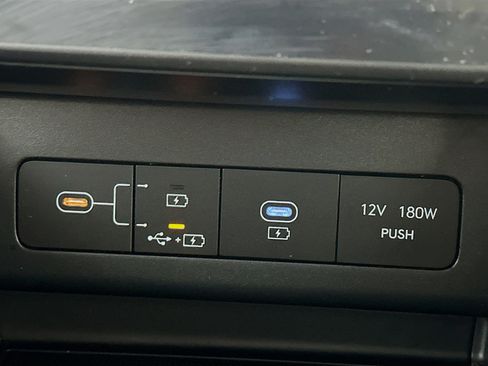 Used 2025 Hyundai Sonata SEL FWD image 26