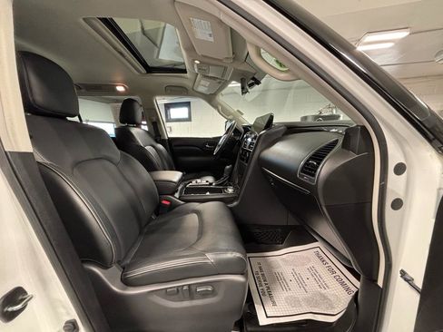 Used 2022 INFINITI QX80 Luxe w/ Cargo Package image 11