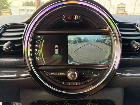 Used 2019 MINI Cooper Clubman ALL4 w/ Premium Package AWD/4WD image 27