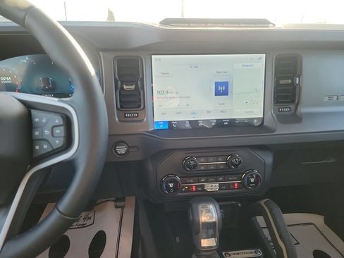 New 2025 Ford Bronco Badlands AWD/4WD image 17