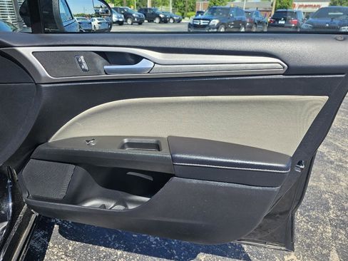 Used 2018 Ford Fusion S FWD image 52