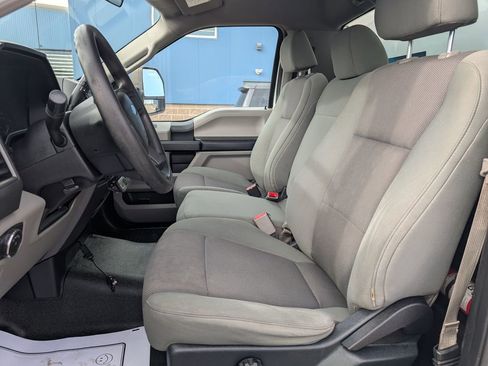 Used 2017 Ford F450 XL w/ Power Equipment Group image 19