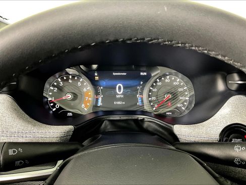 Used 2024 Jeep Compass Latitude AWD/4WD image 13