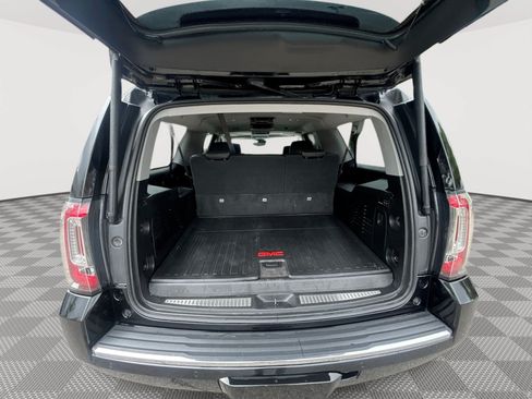Used 2019 GMC Yukon XL Denali w/ Denali Ultimate Package AWD/4WD image 22