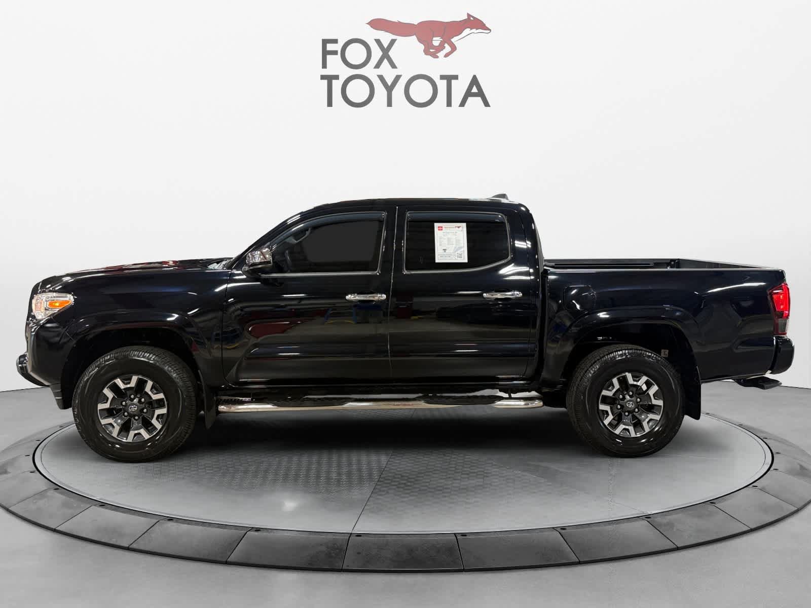 Used 2018 Toyota Tacoma SR w/ SR Convenience Package AWD/4WD image 3