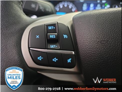 Used 2024 Ford Explorer XLT w/ Equipment Group 202A AWD/4WD image 26