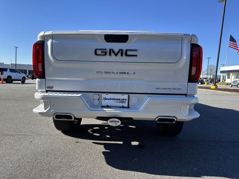 Used 2021 GMC Sierra 1500 Denali w/ Denali Ultimate Package image 9
