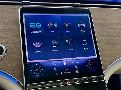 Used 2023 Mercedes-Benz EQS 450+ Sedan image 16