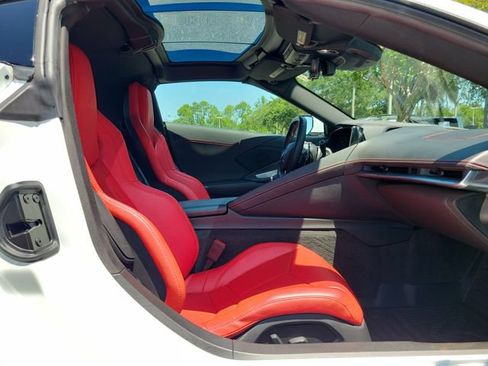 Used 2025 Chevrolet Corvette Z06 RWD image 19