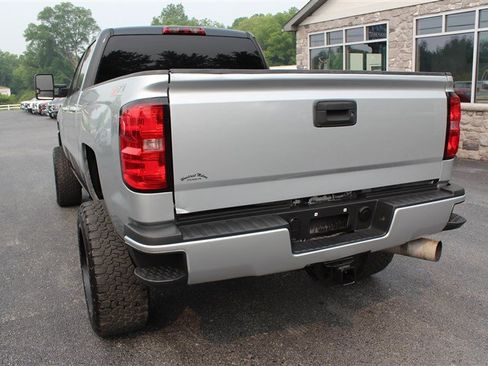 Used 2018 Chevrolet Silverado 2500 LT w/ LT Fleet Convenience Package AWD/4WD image 6