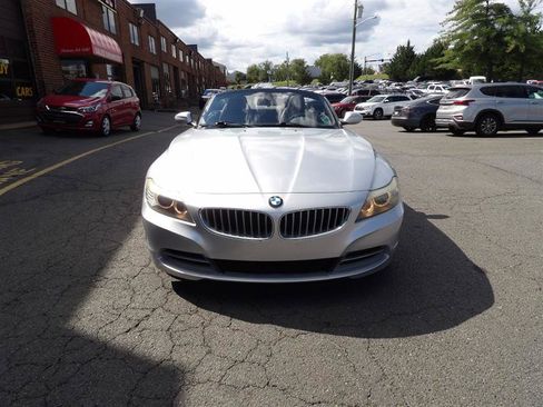 Used 2009 BMW Z4 sDrive35i RWD image 3