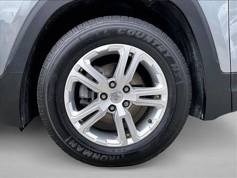 Used 2020 GMC Terrain SLE w/ LPO, Floor Liner Package image 9