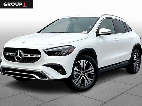 Used 2025 Mercedes-Benz GLA 250 4MATIC image 1
