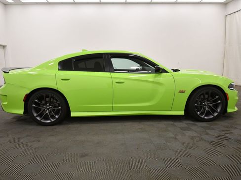 Used 2023 Dodge Charger Scat Pack w/ Technology Group RWD image 9